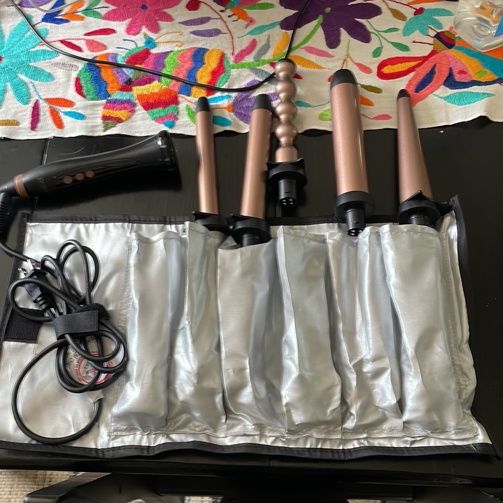 NWOT  prizm curling wands